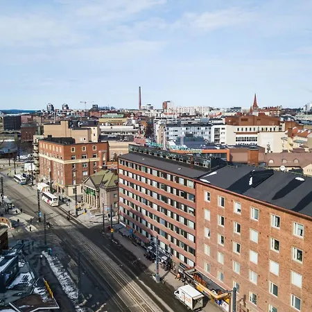 Tilava Ja Hyvin Varusteltu Koti Tampereen Sydamessa Apartman
